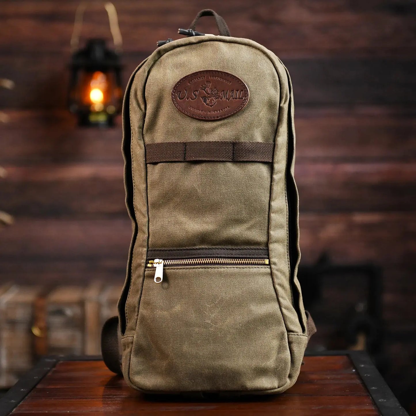 Tailor Brando Waxed Canvas Outdoor Mountaineering Vertical Men's and Women's American Retro Motorcycle Water-repellent Backpack Tailor Brando